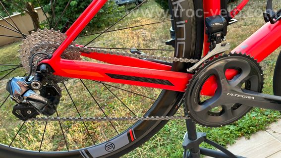 BMC Teammachine SLR01 Carbone T56 • Ultegra Di2 • Roues Black Inc Fifty • Excellent état - 2