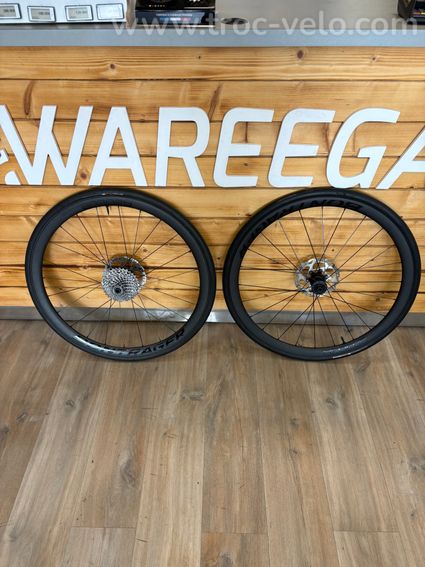 Roue BONTRAGER AEOLUS