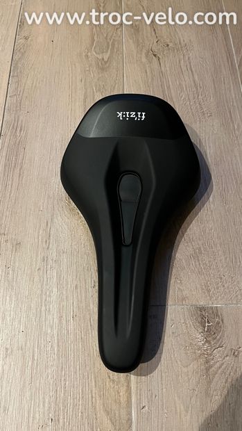 Selle Fizik TERRA Aidon X1 Neuve - 1