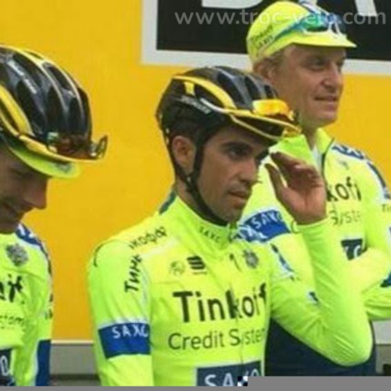 Tenue tinkoff jamais porté neuve - 3