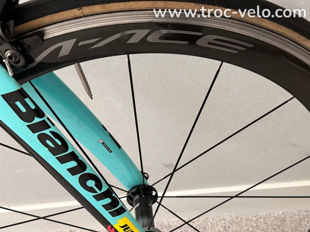 BIANCHI OLTRE XR4 Jumbo Visma Dura-Ace Di2/ capteur de puissance - 3