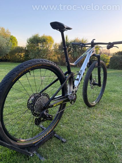 VTT scott spark rc 900 PRO 2020 - 8