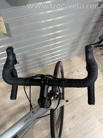 Vélo de route Cannondale CAAD  - 6