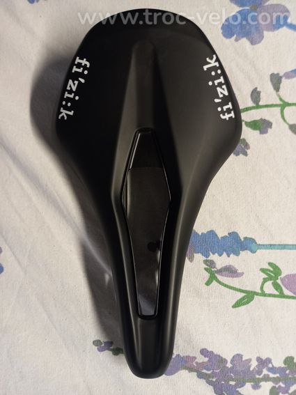 Selle Fizik vento antares neuve - 2