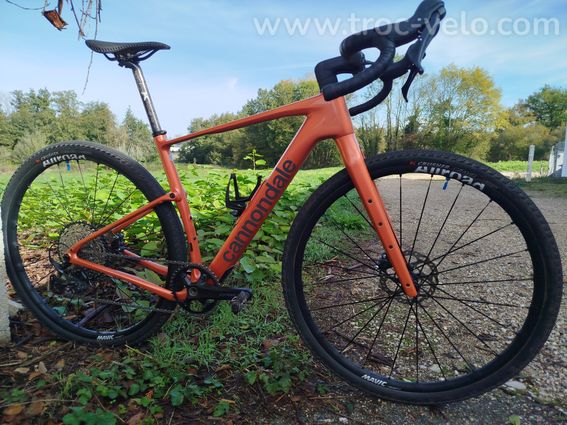 Gravel Cannondale topstone carbone 3