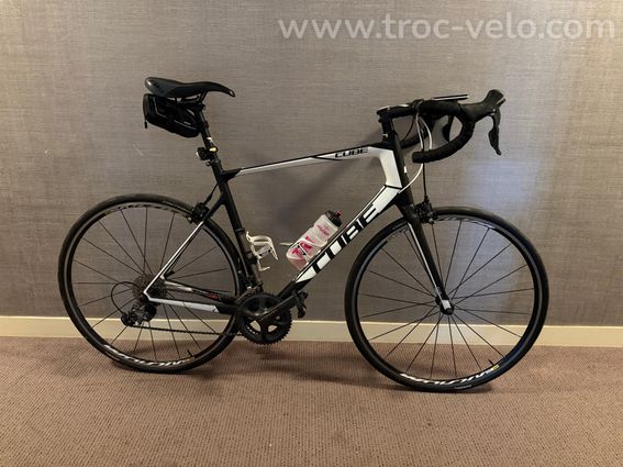 Vélo de route Cube Attain GTC Carbone