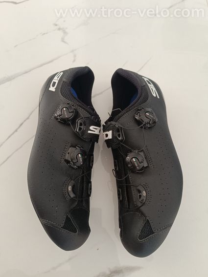 sidi genesius 10 - 3
