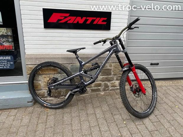 COMMENCAL FURIOUS  - 1