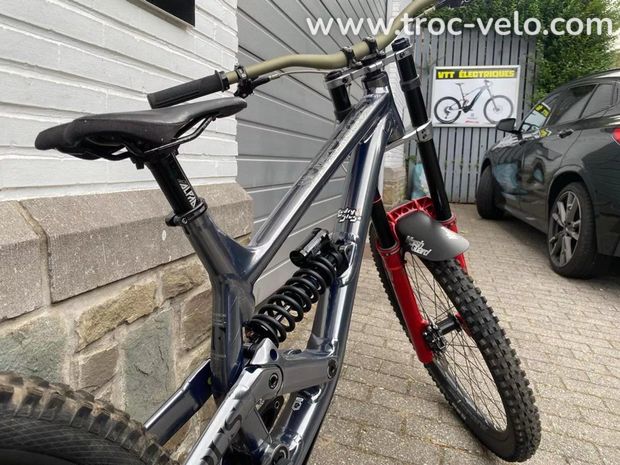 COMMENCAL FURIOUS  - 2