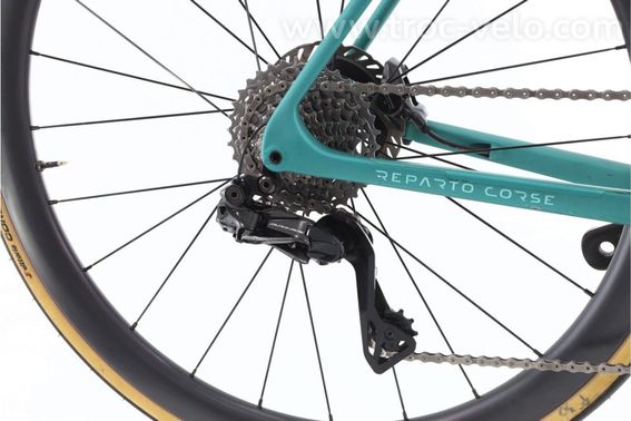 Produit Reconditionne    Bianchi Specialissima Di2 12v    Noir   Velo De Route   Tres Bon Etat - 3