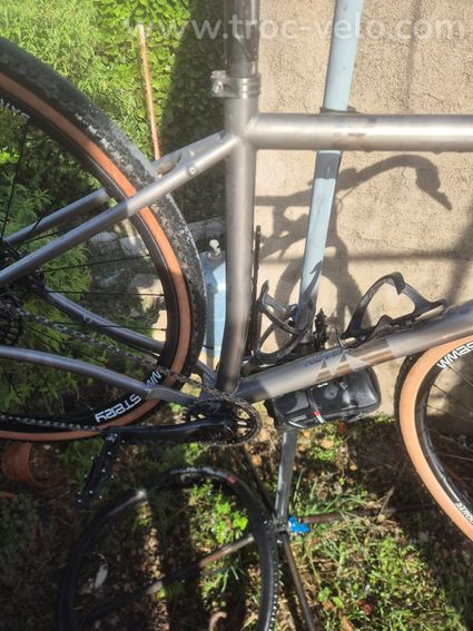 Monster Gravel Titane - ROBERT Frameworks RM1 - Taille L - SRAM AXS Mullet - 3