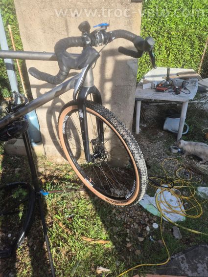 Monster Gravel Titane - ROBERT Frameworks RM1 - Taille L - SRAM AXS Mullet - 6