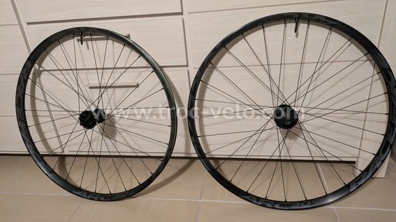 Roues Race Face Arc 30 - Industry Nine