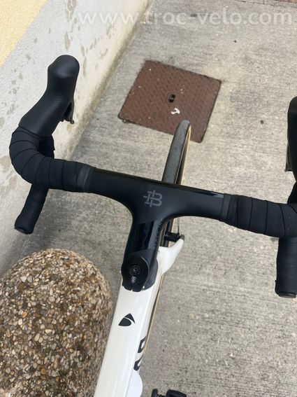 Factor O2 Carbon – SRAM Red AXS – Roues Carbone Giant SLR 1 – État Irréprochable - 5