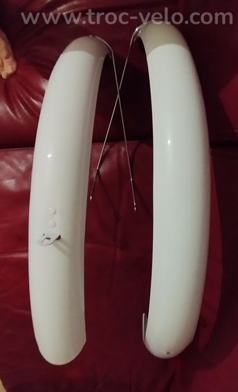 Garde-boue blanc 26" pouces vtc / vae / de 70mm en métal comme neuf - 3