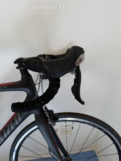 Specialized Roubaix SL4 Sport carbone Taille 56 Peu roulé - 8