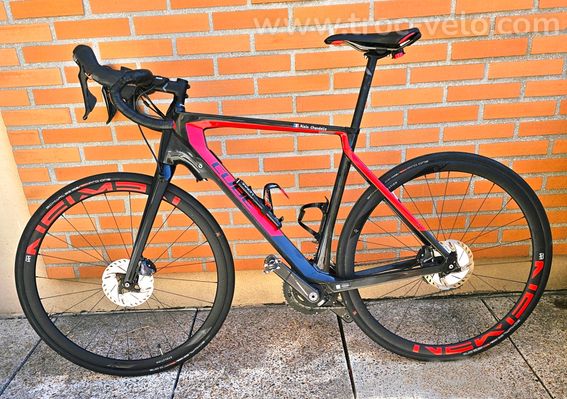 Vélo route électrique CUBE route carbone 13,4kg - 3
