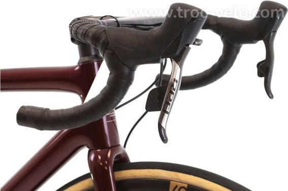 Produit Reconditionne    Specialized S Works Aethos Axs 12v    Rouge   Velo De Route   Tres Bon Etat - 6