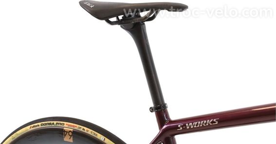 Produit Reconditionne    Specialized S Works Aethos Axs 12v    Rouge   Velo De Route   Tres Bon Etat - 8