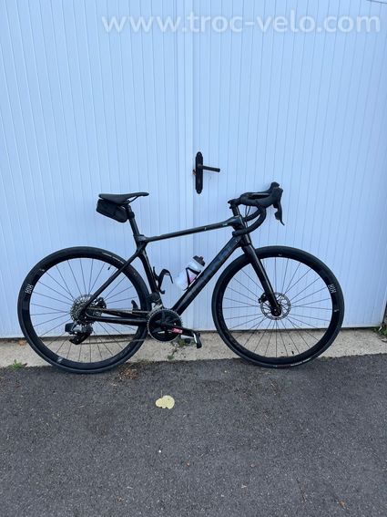 Bianchi infinito XE - vélo carbone