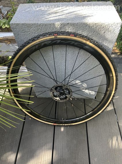 Roues boyaux Cyclocross Shimano Durace WH R9170  - 2