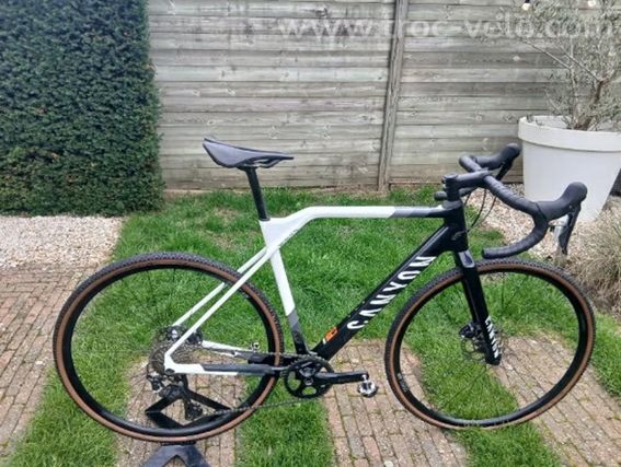 Canyon Inflite CF SL6 2023 taille M