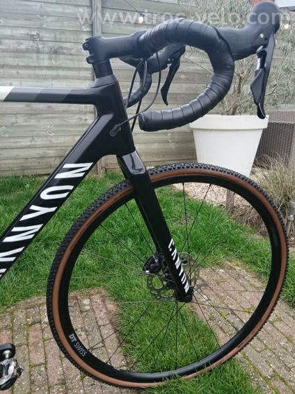 Canyon Inflite CF SL6 2023 taille M - 2