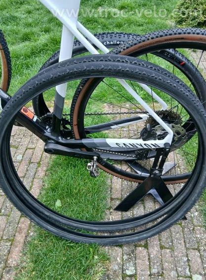 Canyon Inflite CF SL6 2023 taille M - 15