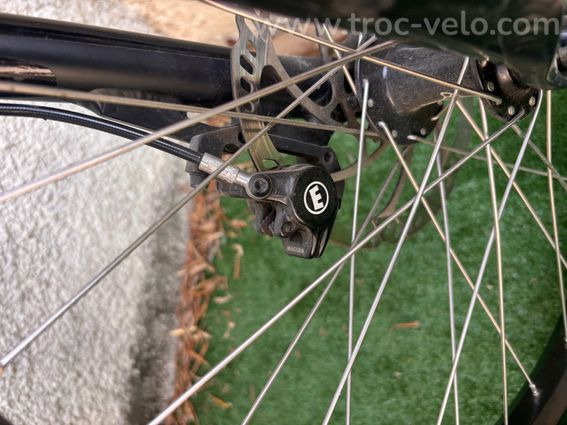  VTT street trial inspired Flow - 3