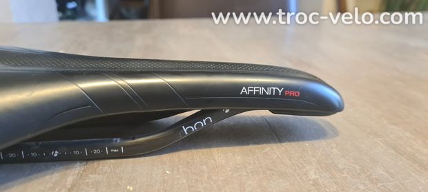 selle Bontrager Affinity PRO Carbon 140  - 4