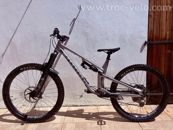 Commencal meta sx v5 - 2