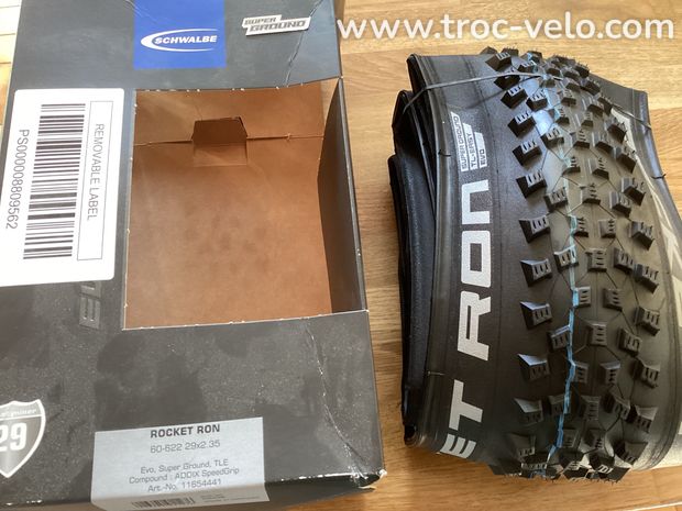 Pneu Schwalbe Rocket Ron 29x2,35 neuf - 1