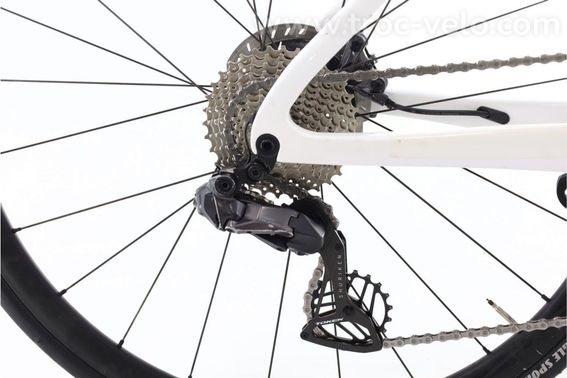 Produit Reconditionne Mendiz F12 Di2 12v Blanc Velo De Route Tres Bon Etat - 3