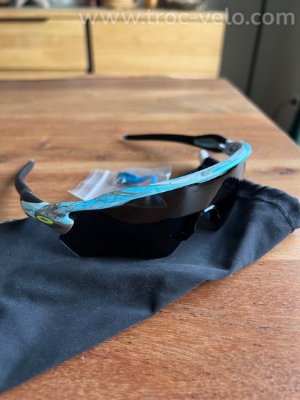 Oakley Radar EV path junior