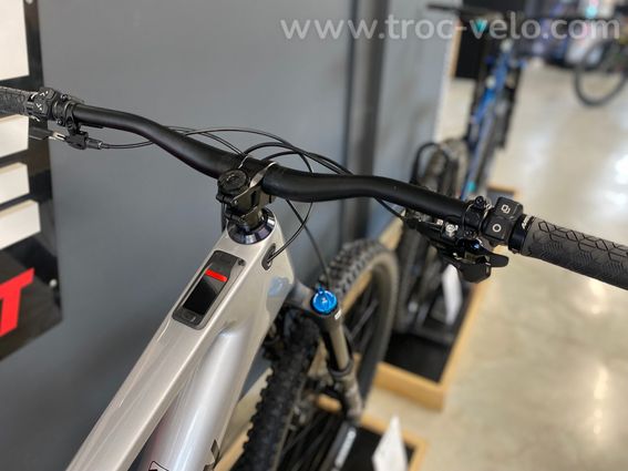 AMFLOW PL CARBON M - 6