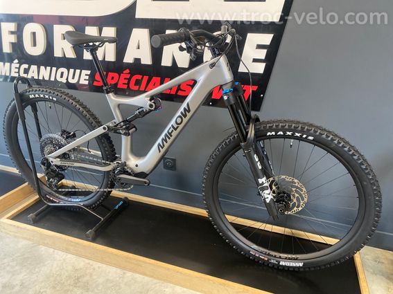 AMFLOW PL CARBON M - 3