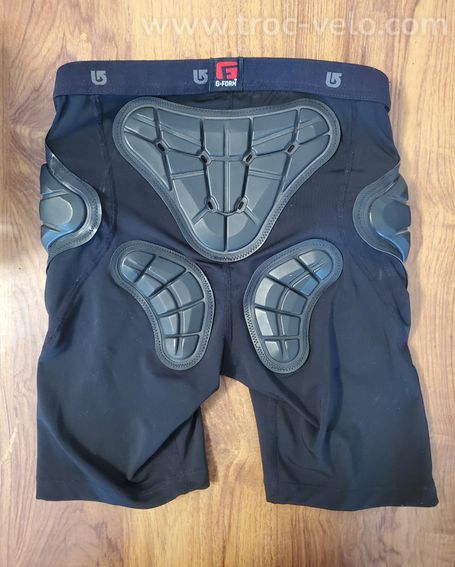 Short Burton Total Impact enfant - 2