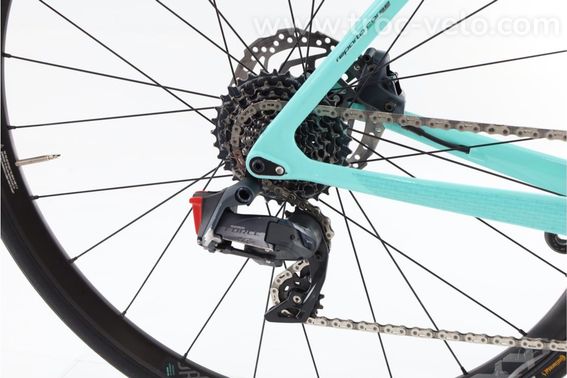 Produit Reconditionne    Bianchi Sprint Rc Axs 12v    Bleu   Velo De Route   Tres Bon Etat - 3