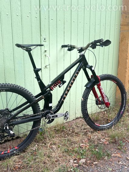 Commencal meta V5
