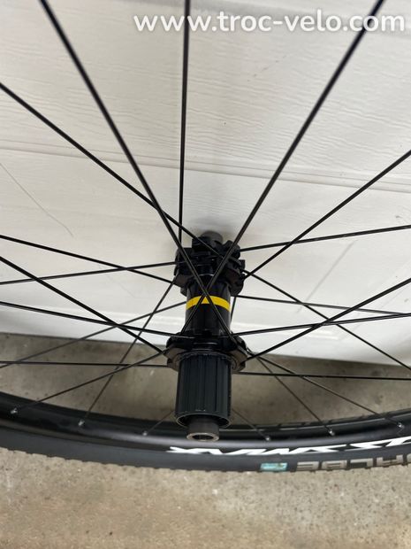 ROUES VTT MAVIC CROSSMAX DISC 6-TROUS 29" BOOST AVEC PNEUS  - 4