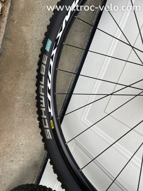 ROUES VTT MAVIC CROSSMAX DISC 6-TROUS 29" BOOST AVEC PNEUS  - 6