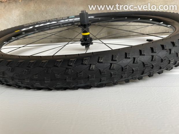 ROUES VTT MAVIC CROSSMAX DISC 6-TROUS 29" BOOST AVEC PNEUS  - 8