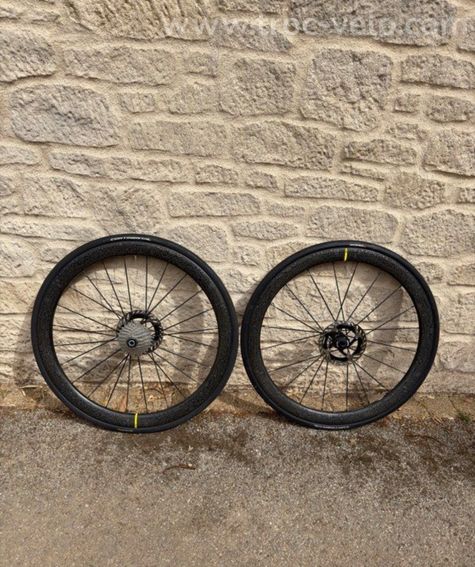 Paire de roues Carbone mavic
