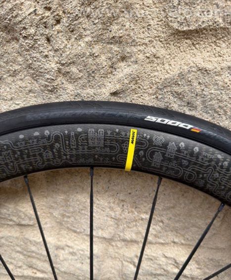 Paire de roues Carbone mavic - 2