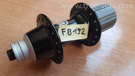 Moyeu de roue arrière NOVATEC F192 - 32 Trous Frein patins - 2