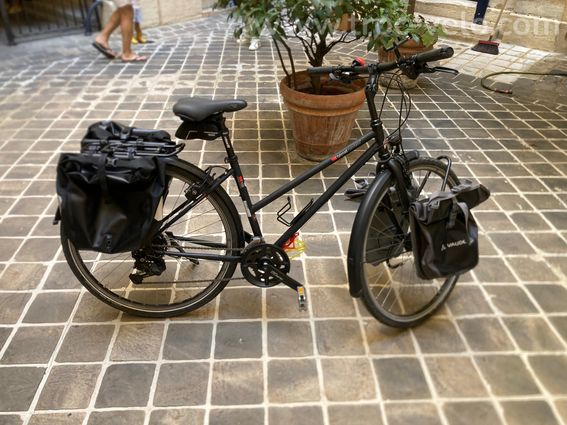 Vélo VSF T-100- Shimaro Cues 18V/HS11 de trekking et randonnée