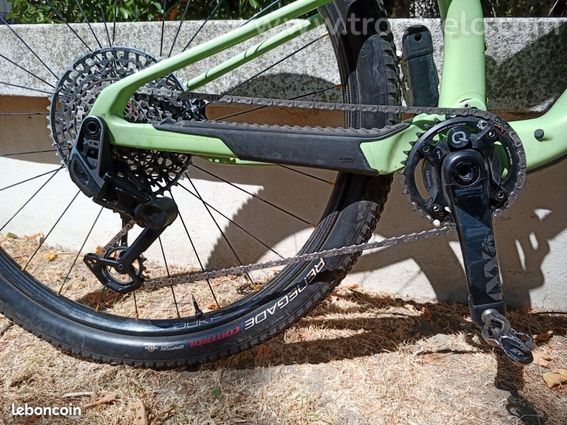 vtt santa cruz blur carbone Sram fligth attendant taille L - 7