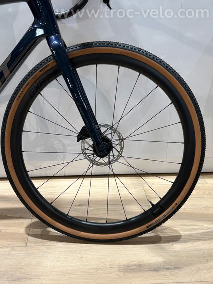 Giant Gravel Revolt Pro 1 - 3