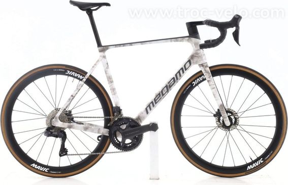 Produit Reconditionne Megamo Raise 05 Di2 12v Blanc Velo De Route Tres Bon Etat