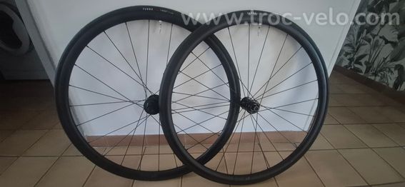Roues dt swiss r470